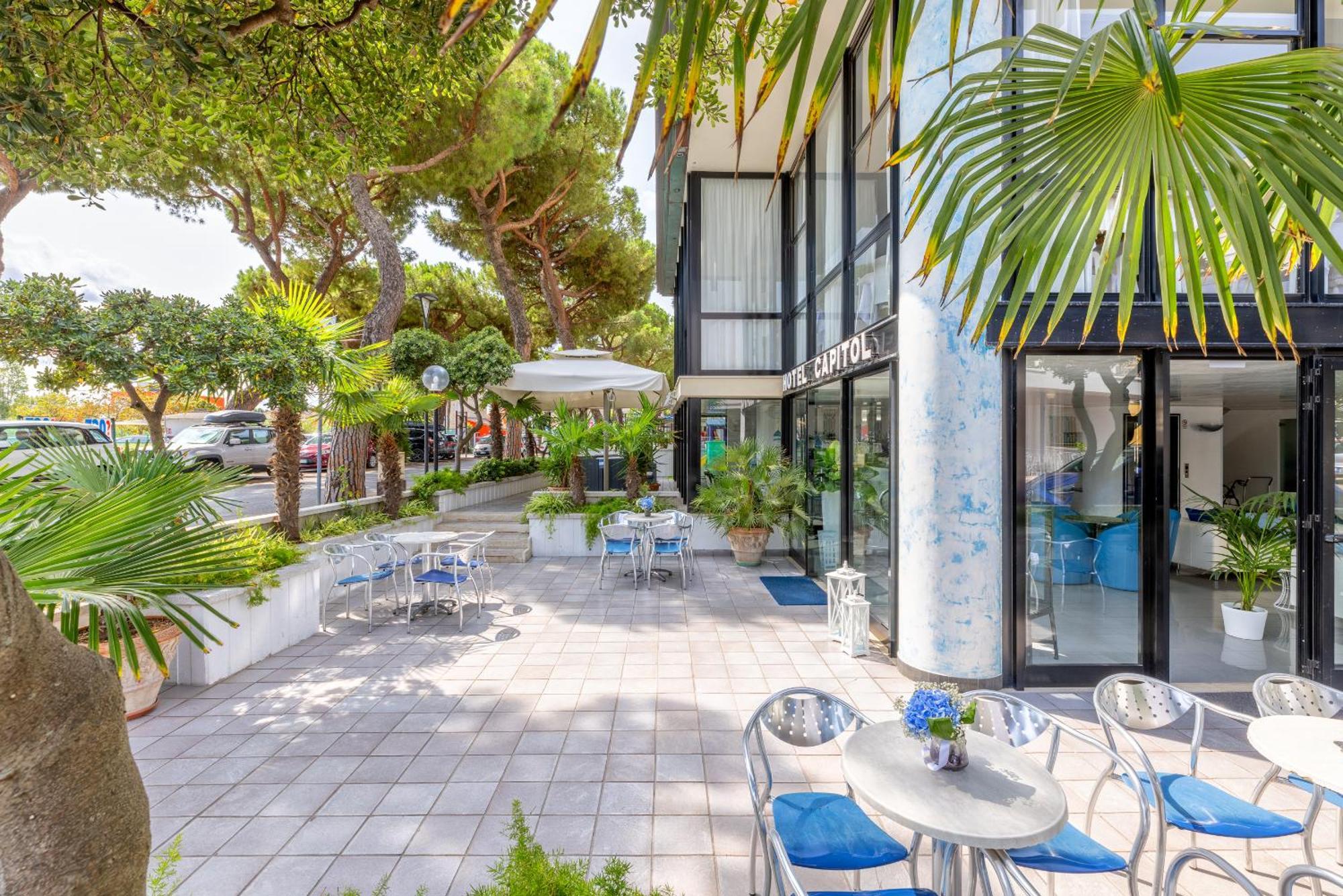 Hotel Capitol Misano Adriatico Esterno foto